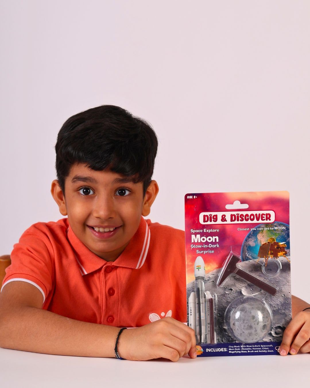 Dig & Discover Space Excavation Moon Excavation Kit - with Glow-in-Dark Surprise | Fun & Educational Toy for Boys & Girls | Space-Themed Activity for Kids
